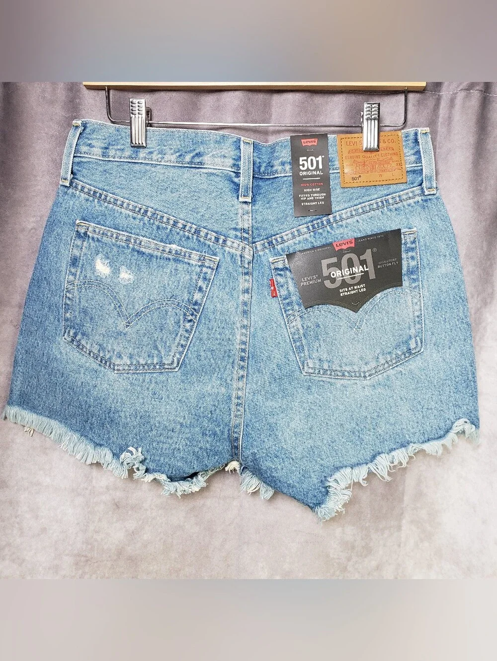 Levi's Premium 501 Original Distressed Womens Shorts High Rise Ripped Size 28